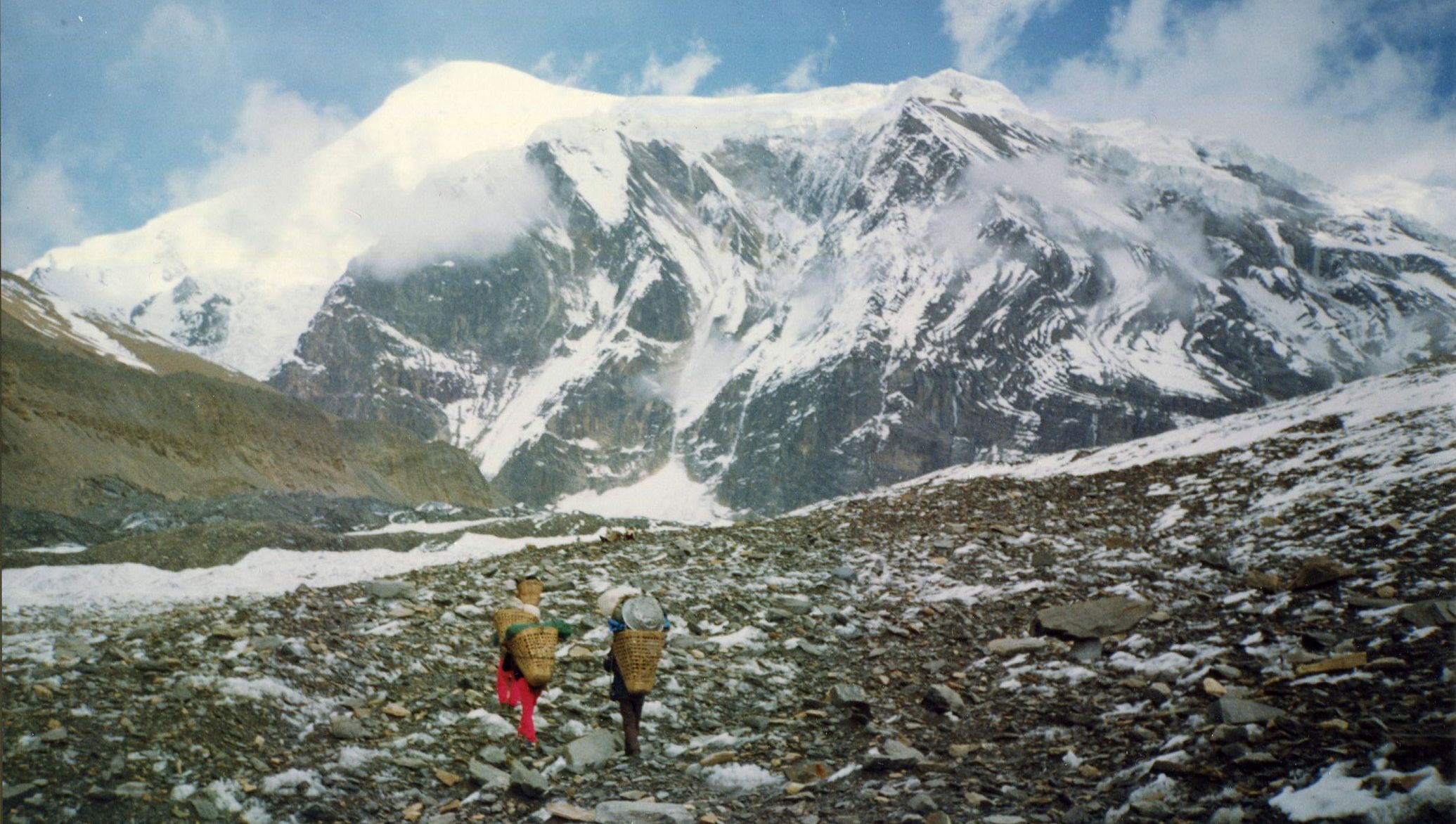 Tukuche Peak ( 6920m ) from Chonbarden Glacier on approach to Dhaulagiri Base Camp