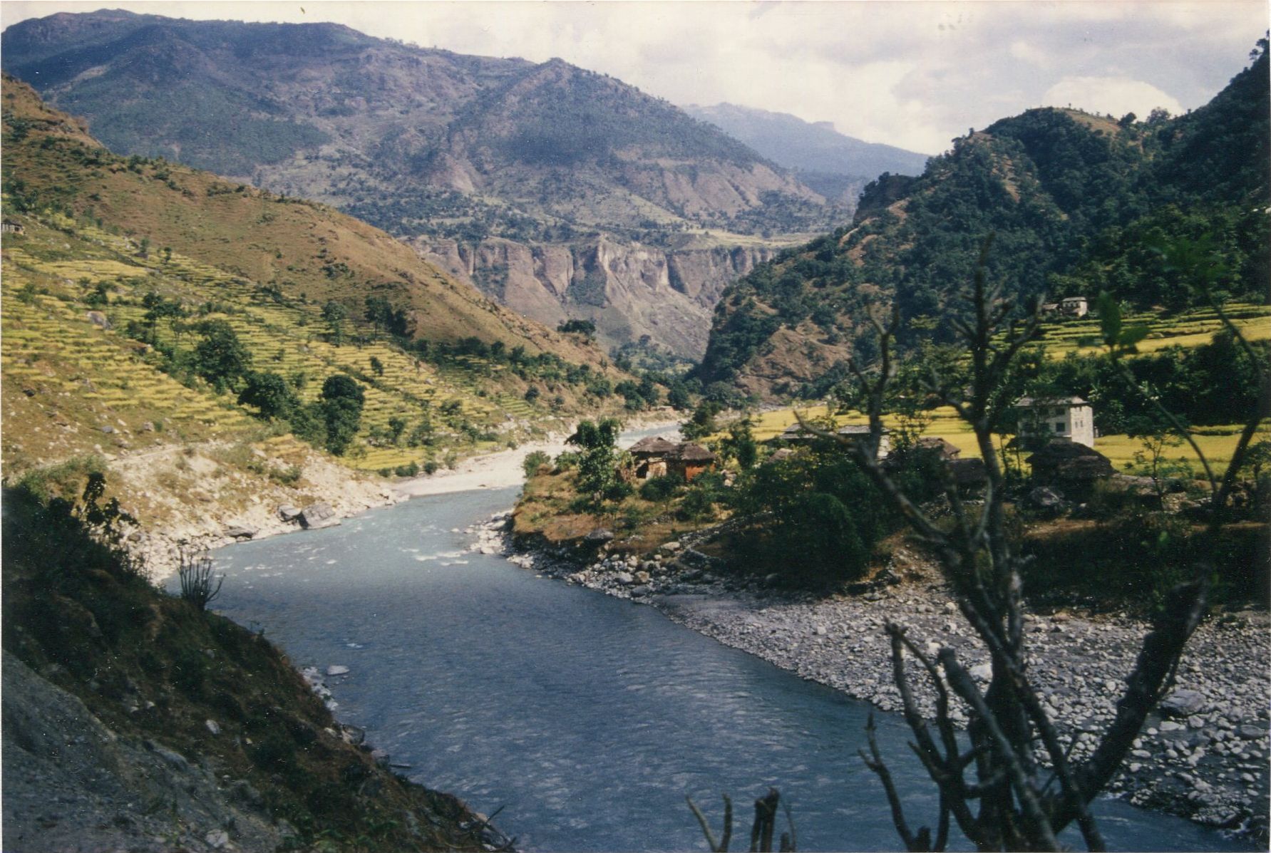Kali Gandaki on approach to Beni