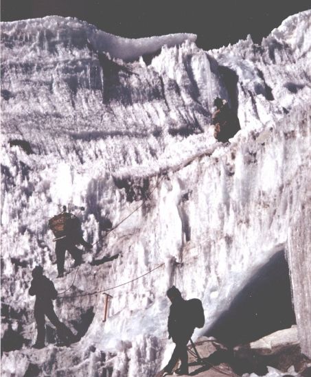 Descending ice-cliff on the Snout of Nare Glacier