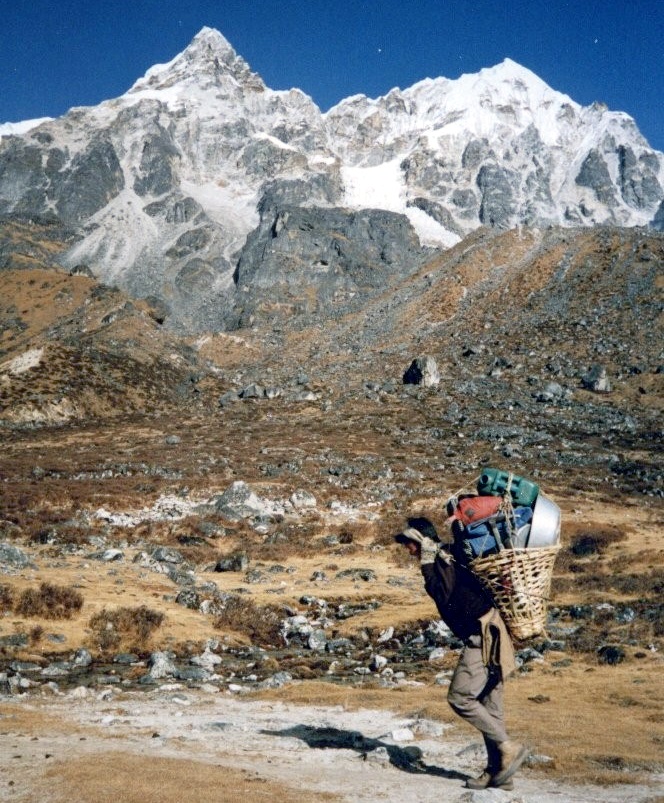 Return route from Ramze to Yalung on South Side of Mount Kangchenjunga