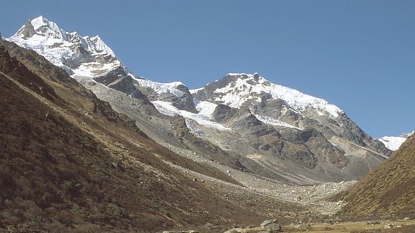 Mount Sharpu from Kambachen