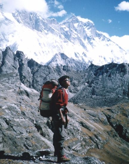 Lhotse on ascent to Kongma La