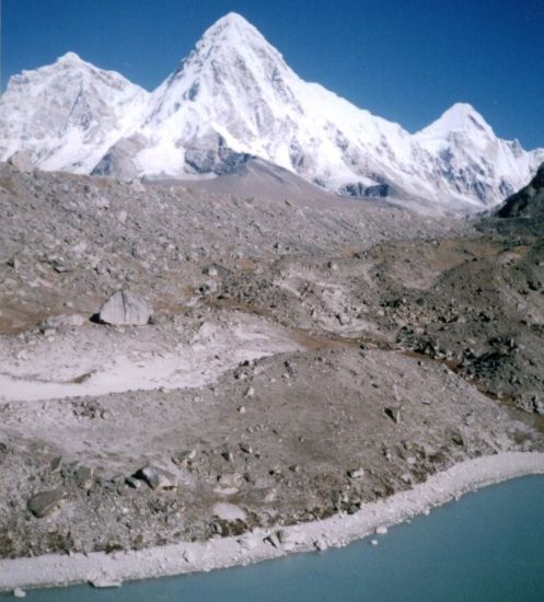 Pumori and Khumbu Glacier from Lingtern Pokhari on descent from Kongma La