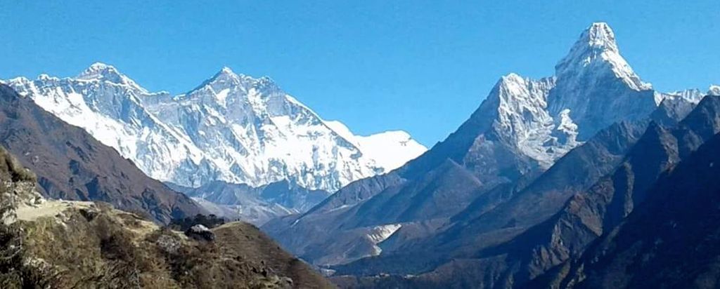 Everest, Nuptse-Lhotse Wall and Ama Dablam