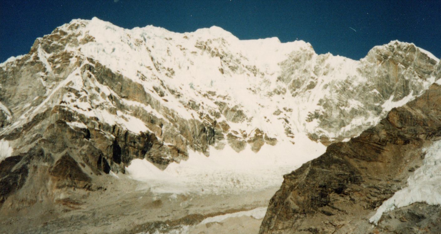 Lobuje Peaks from Kallar Pattar
