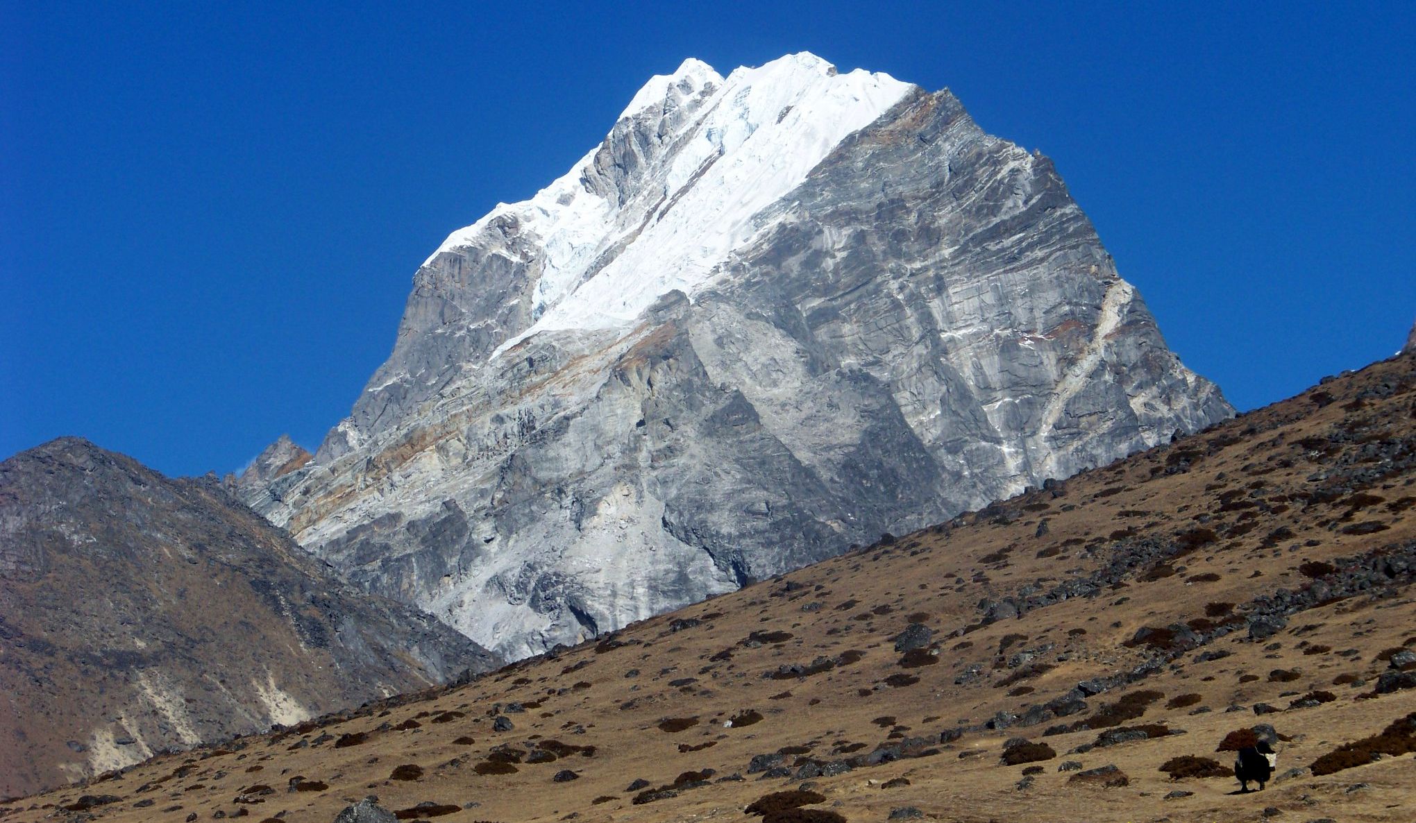 Mount Taboche on route to Everest Base Camp
