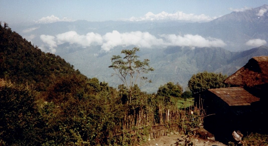 Baudha Peak and the Ganesh Himal from Pati Banjyang