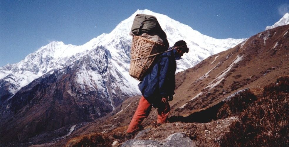 Langtang Lirung on the ascent to Yala