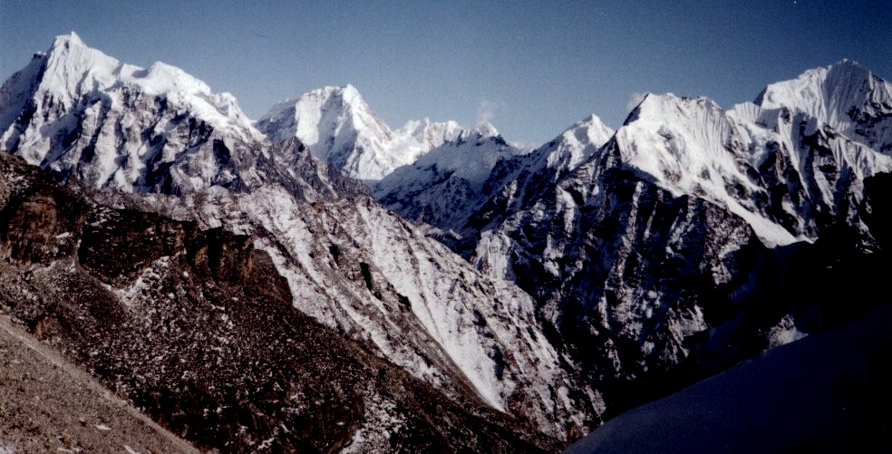 Mount Langshisa Ri, the Jugal Himal and Mount Ganchempo from Yala Peak