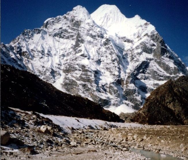 Barun Khola and Peak 6 / Mount Tutse