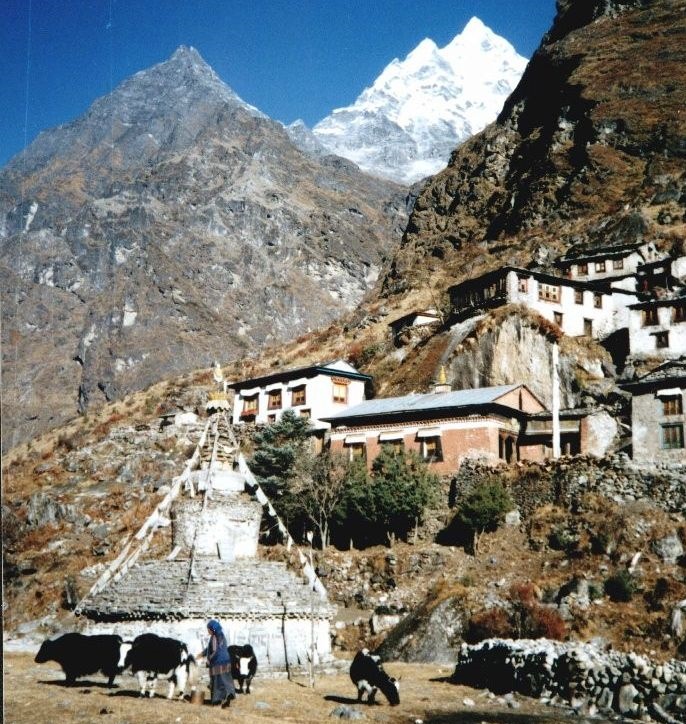 Beding Village beneath Mt.Gauri Shankar