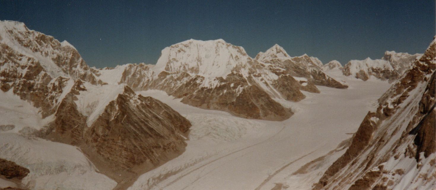 Menlungtse and Drolamboa Glacier from Parchamo