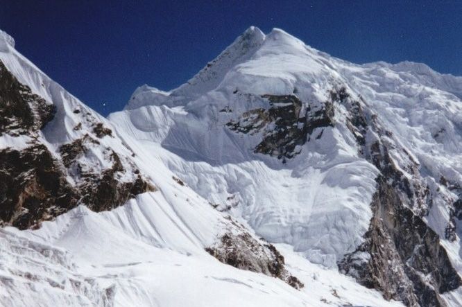 Mt.Bigphero Go Char from Drolamboa Glacier on ascent to Trashe Labtse