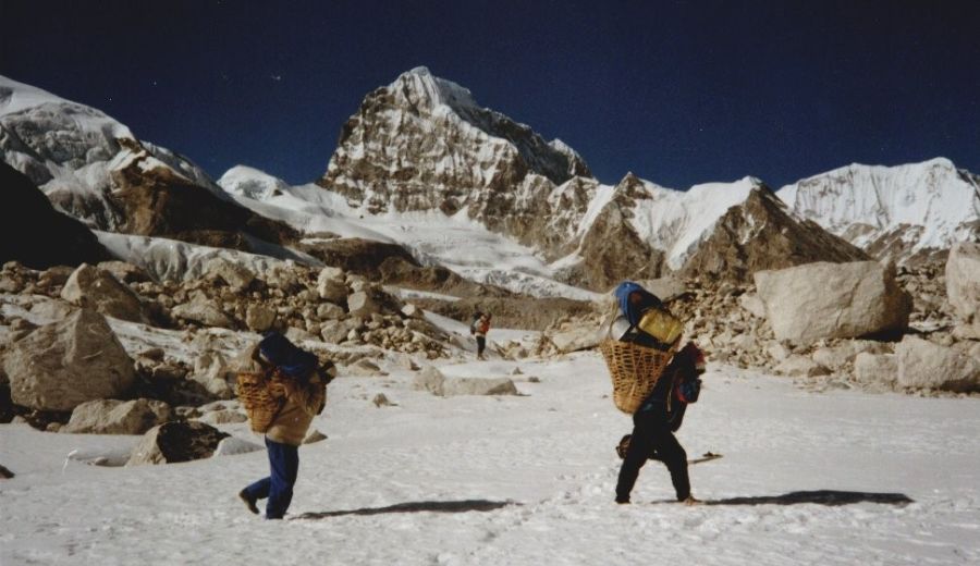 Mt. Takargo on ascent of Upper Drolamboa Glacier to Trashe Labtse high pass