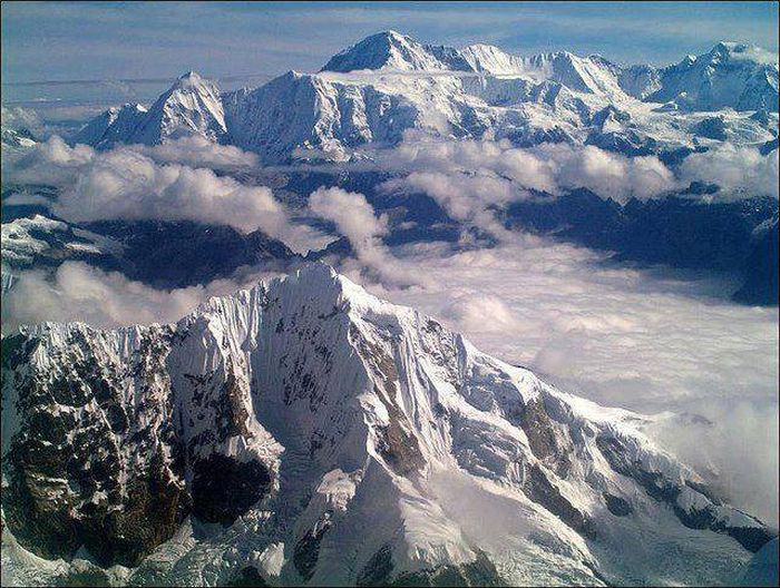 Everest, Lhotse and Makalu from Parchamo