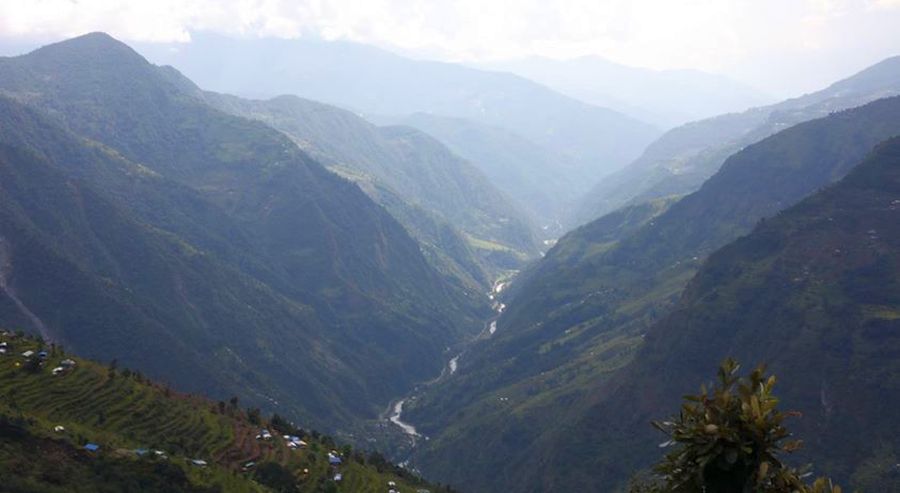 Upper Tamba Khosi Valley