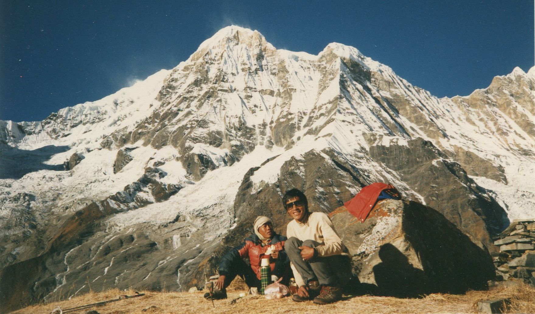 Annapurna South Peak on ascent to Rakshi Peak