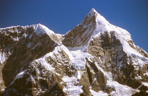 Mt.Numbur ( 6959m )