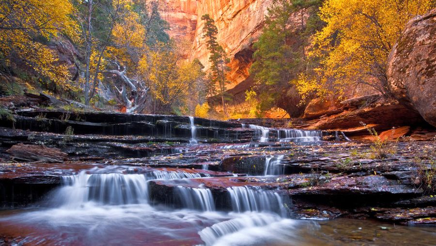 Arch Angel Falls in Zion National Park, Utah, USA