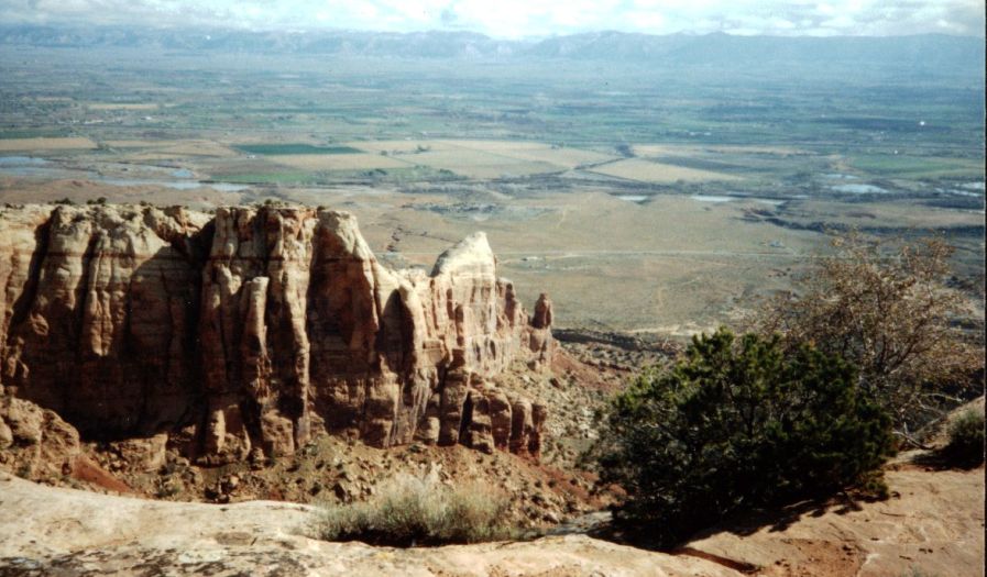 Colorado River from Rimrock Drive on the Colorado National Monument
