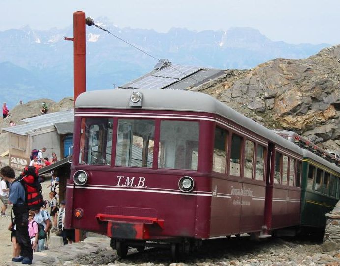 Train terminal at Nid d'Aigle at start of ascent to Tete Rousse