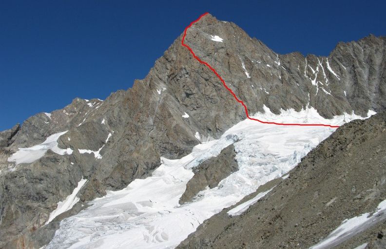 SE ridge ascent route on Schreckhorn in the Bernese Oberland of Switzerland