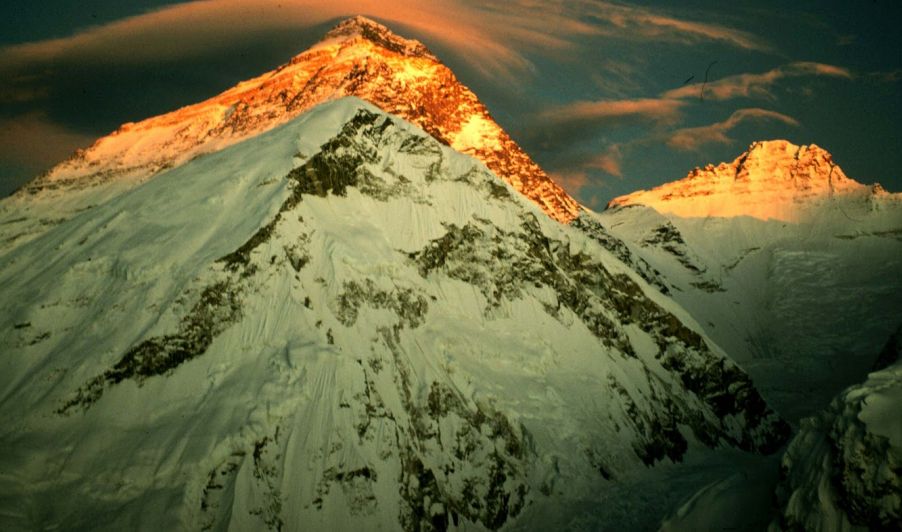 Everest sunset