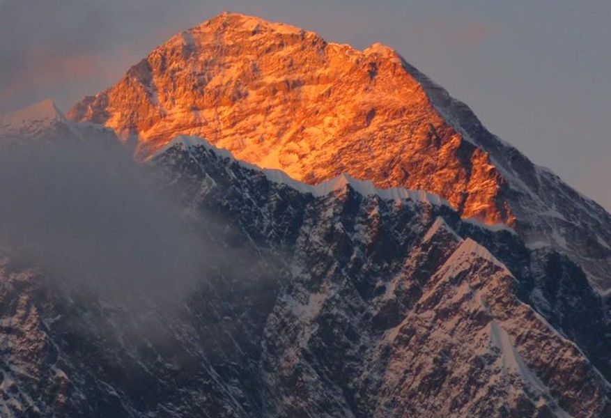 Everest sunset