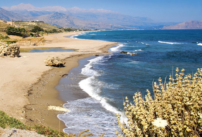 The Coast at Iraklio ( Heraklion, Iraklion ) on Greek Island of Crete