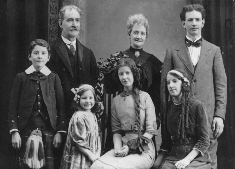 William Walker Ingram and Family