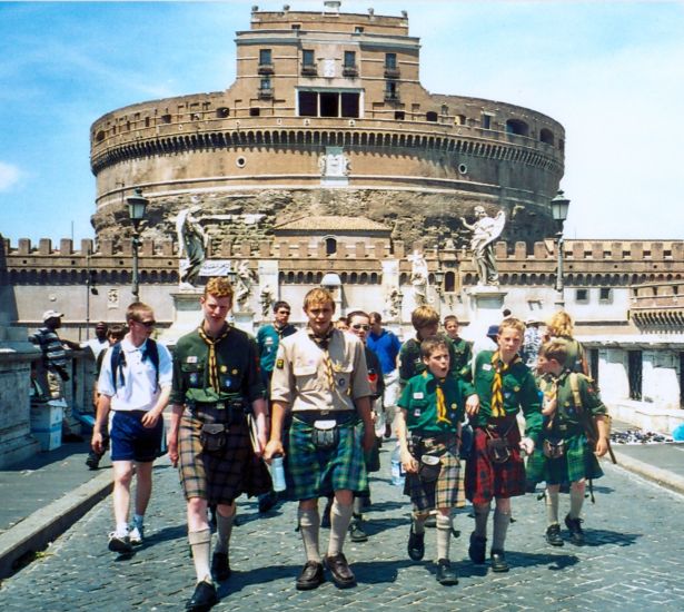 Members of 24th Glasgow ( Bearsden ) Scout Group in Rome