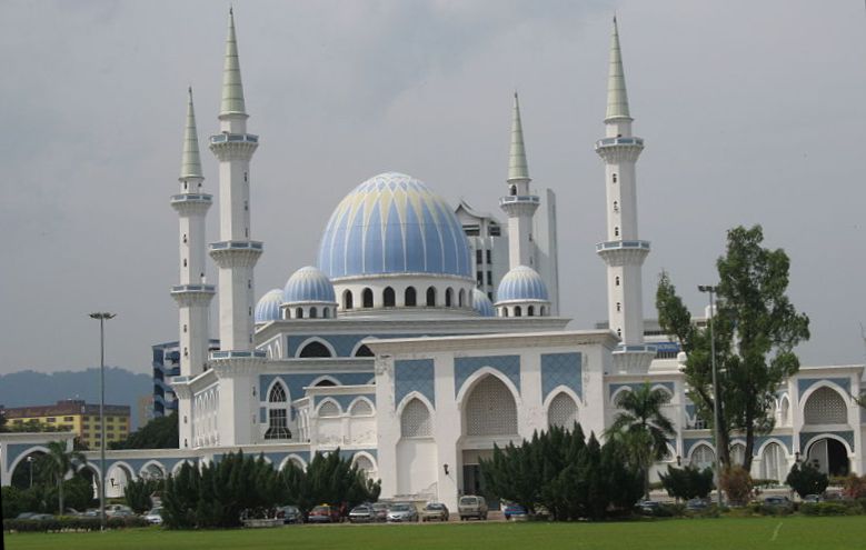 Sultan Ahmed Masjid - state mosque in Kuantan on the East Coast of Peninsular Malaysia