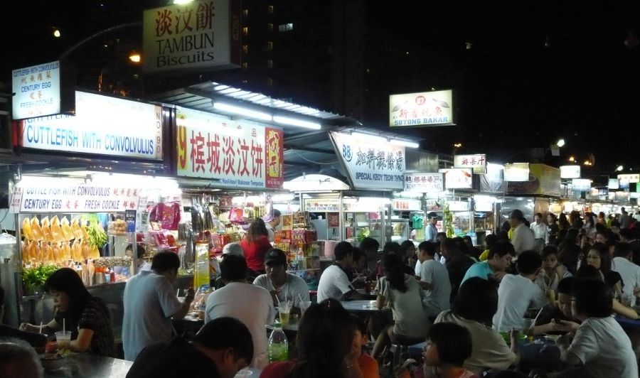 Night Market along Gurney Drive in Georgetown on Penang