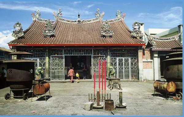 Kuan Yin Teng Chinese Temple in Georgetown on Pulau Penang
