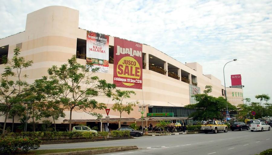 Shopping Centre in Seramban