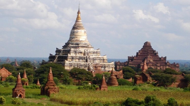 Shwesandaw Temple in Bagan in central Myanmar / Burma