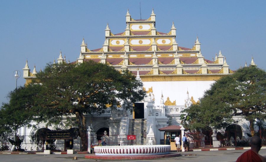 Atumashi Nyaung ( Incomparable Monastery ) in Mandalay in northern Myanmar / Burma