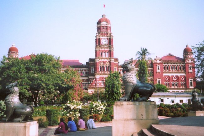 High Court from Mahabandoola Park in Yangon ( Rangoon ) in Myanmar ( Burma )
