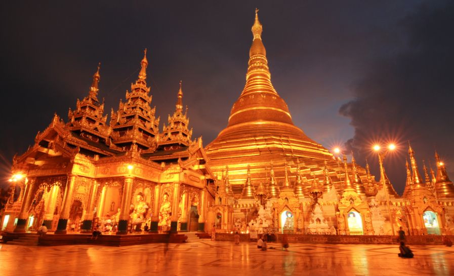 Illuminations at Shwedagon Paya in Yangon ( Rangoon ) in Myanmar ( Burma )