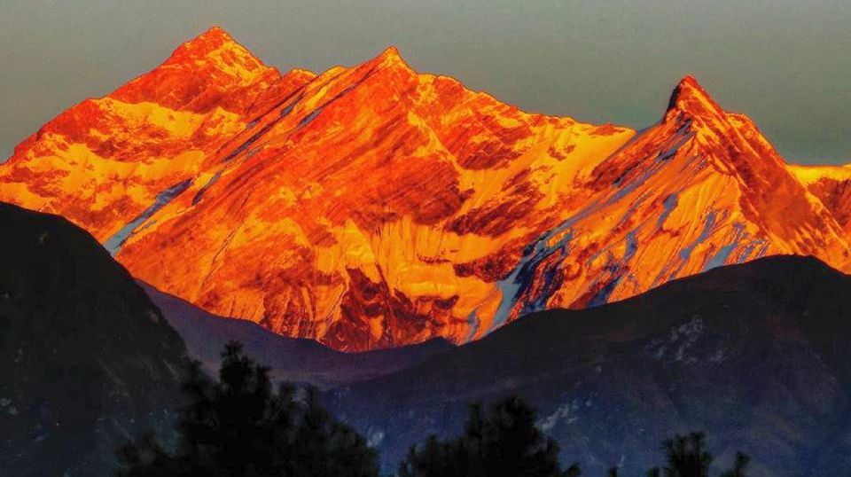 Sunset on Annapurna I, Fang ( Baraha Shikhar ) and Annapurna South from the West