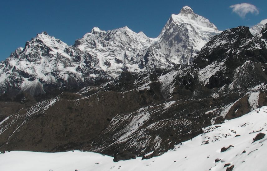 Sinian La with Mount Jannu ( Khumbakharna ) on route from Yalung to Ghunsa