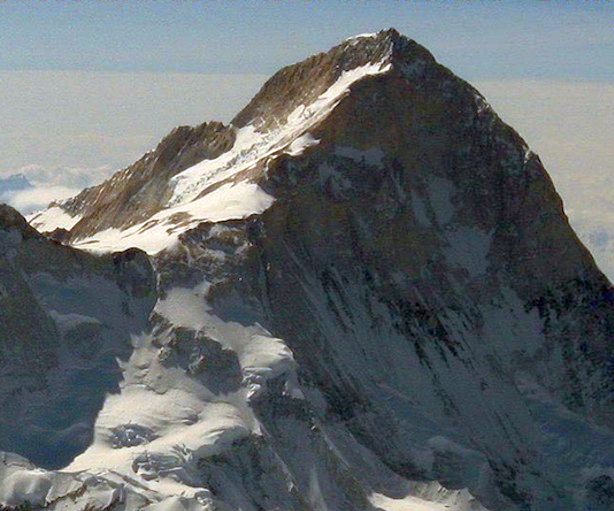 Summit of Mount Makalu