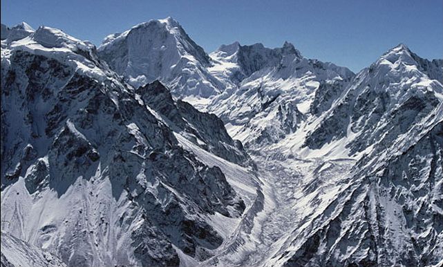 Mt.Dorje Lakpa in the Jugal Himal from Yala Peak