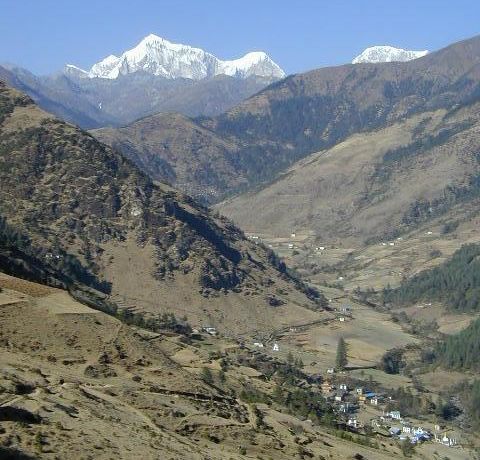 Numbur on route from Jiri to Lukla in the Nepal Himalaya