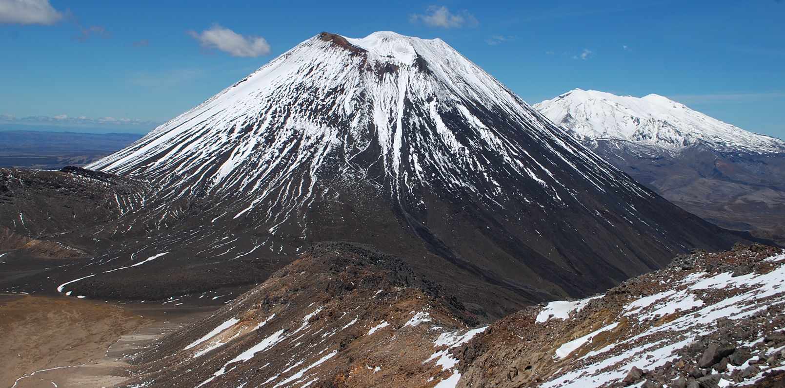 Mt. Ngauruhoe in winter