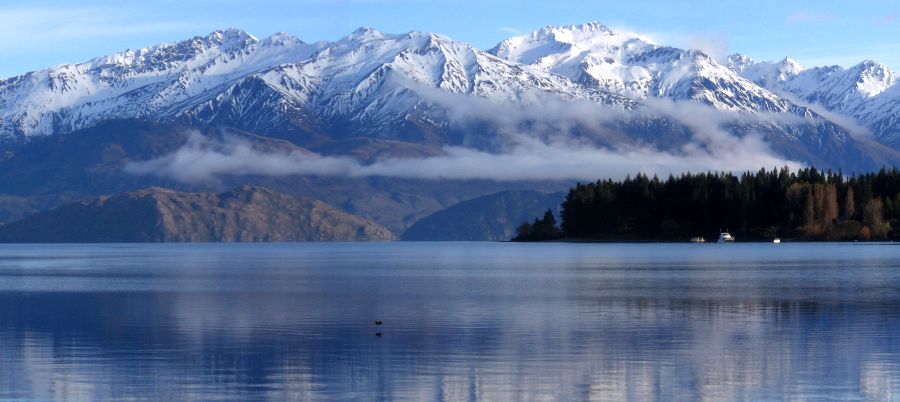 Lake Wanaka in South Island of New Zealand