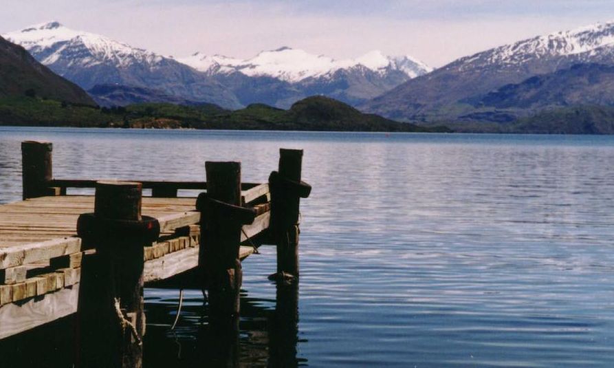 Lake Wanaka in the South Island of New Zealand