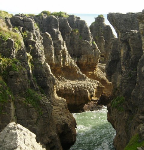 Pancake Rocks ( punakaiki ) on the Tasman Sea coastline of the South Island