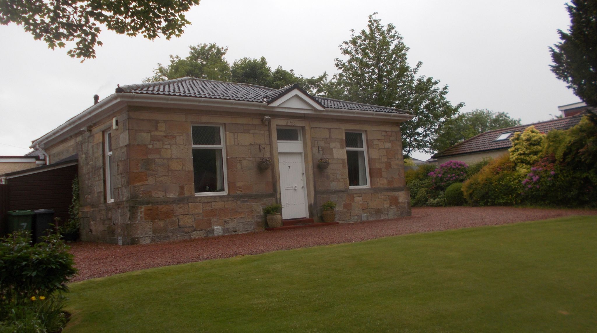 Old Cottage ( 1878 ) at Hillfoot in Bearsden