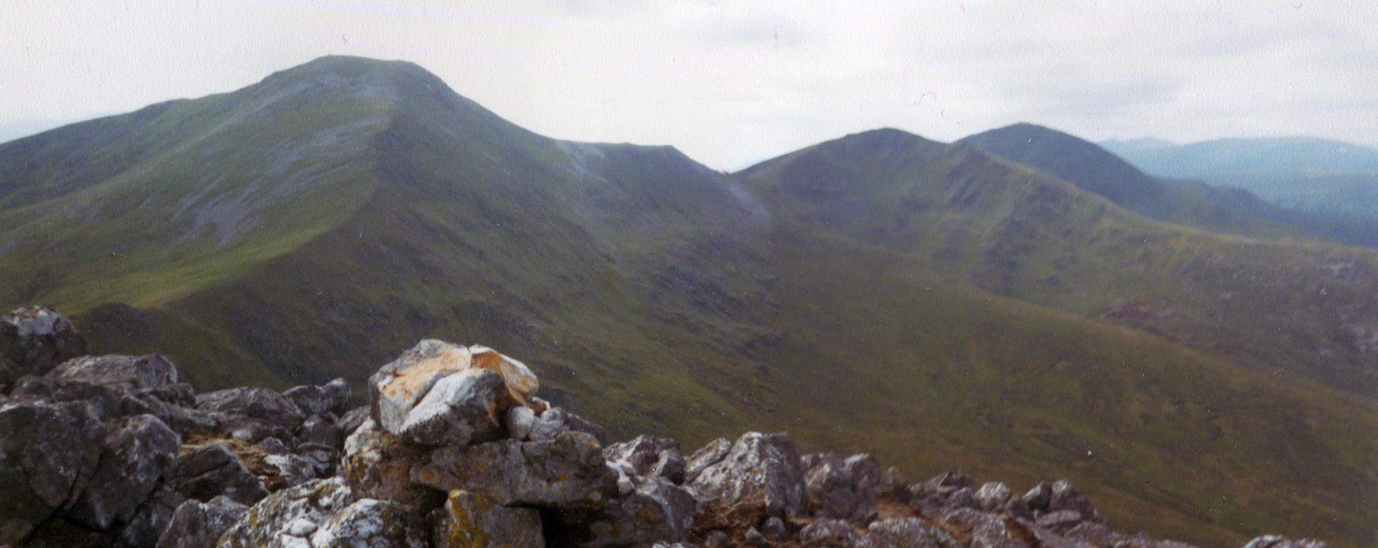 Sgurr a'Choire Ghlas, Creag Ghorm a' Bhealaich and Sgurr Fhuar-thuill from summit cairn on Carn nan Gobhar